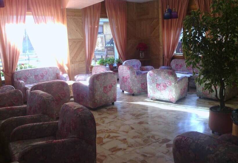 فندق Holiday Debili