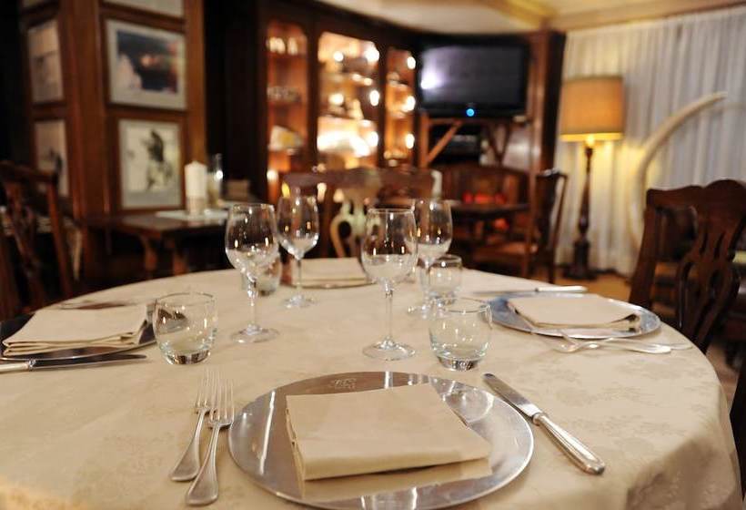 호텔 Hostellerie Des Guides