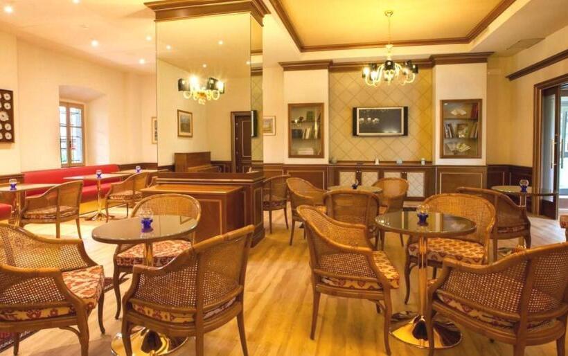 Il Chiostro By Lvg Hotel Collection