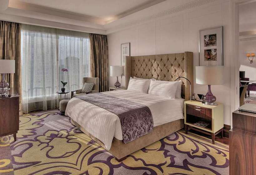 Отель Indonesia Kempinski Jakarta