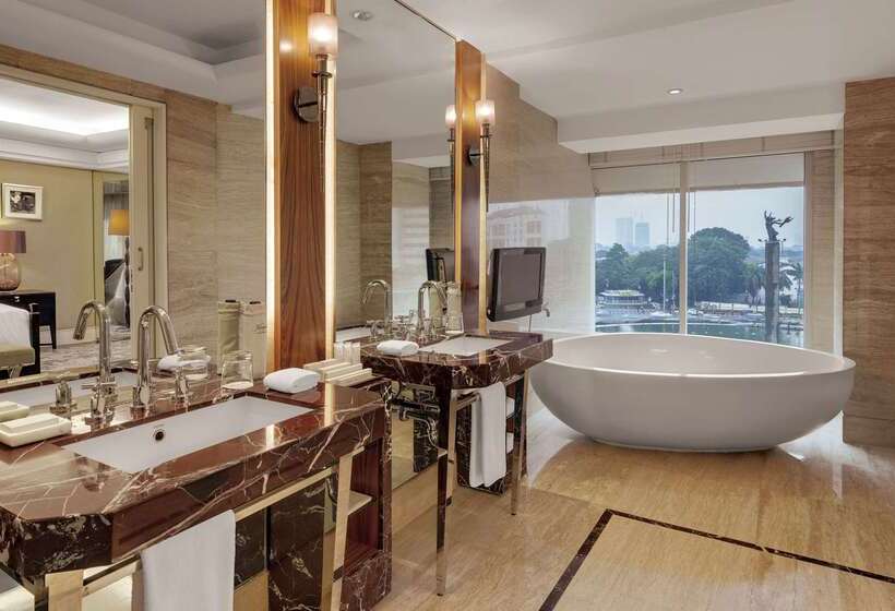 Отель Indonesia Kempinski Jakarta