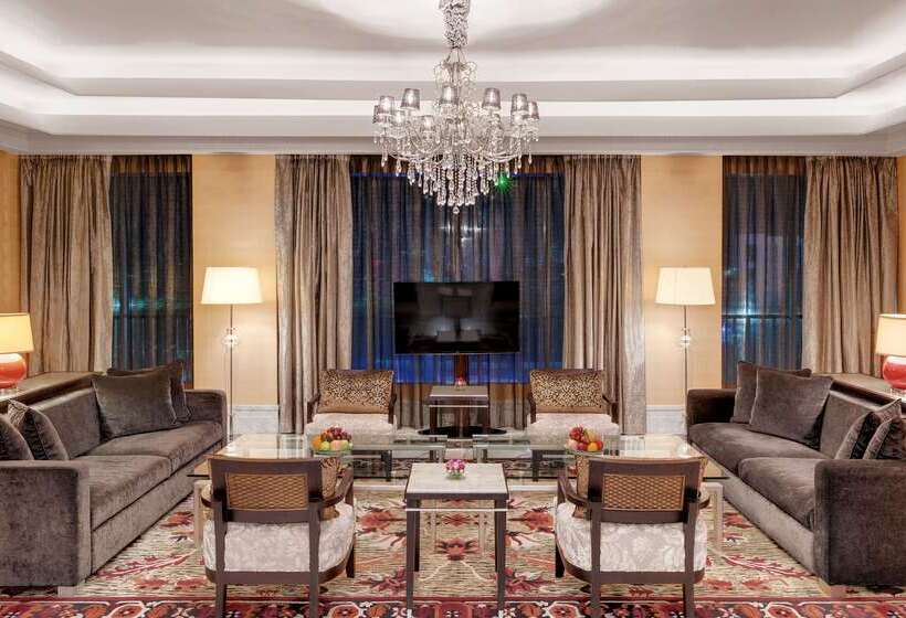 Отель Indonesia Kempinski Jakarta