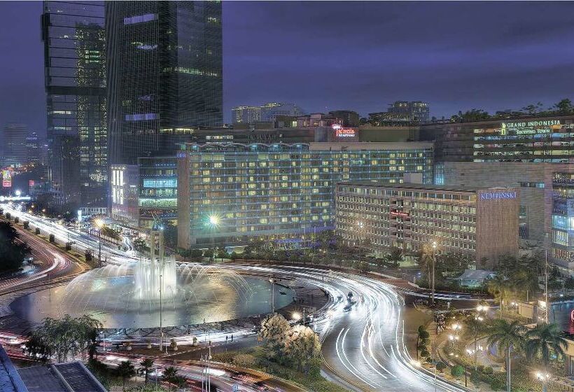Отель Indonesia Kempinski Jakarta