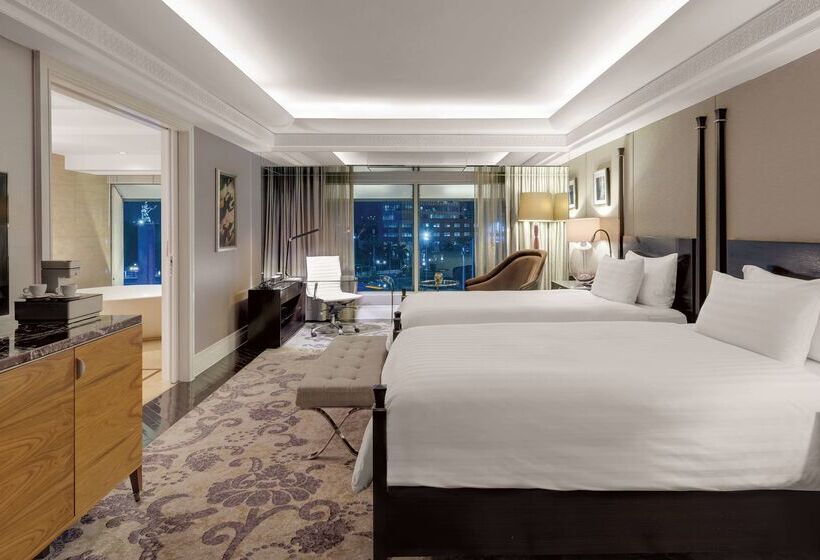 Отель Indonesia Kempinski Jakarta