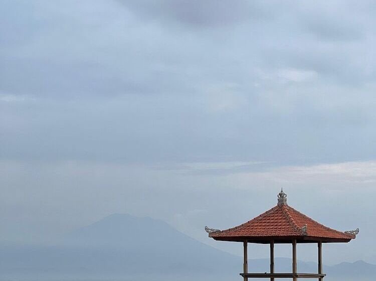 בית מלון כפרי Bali Beach