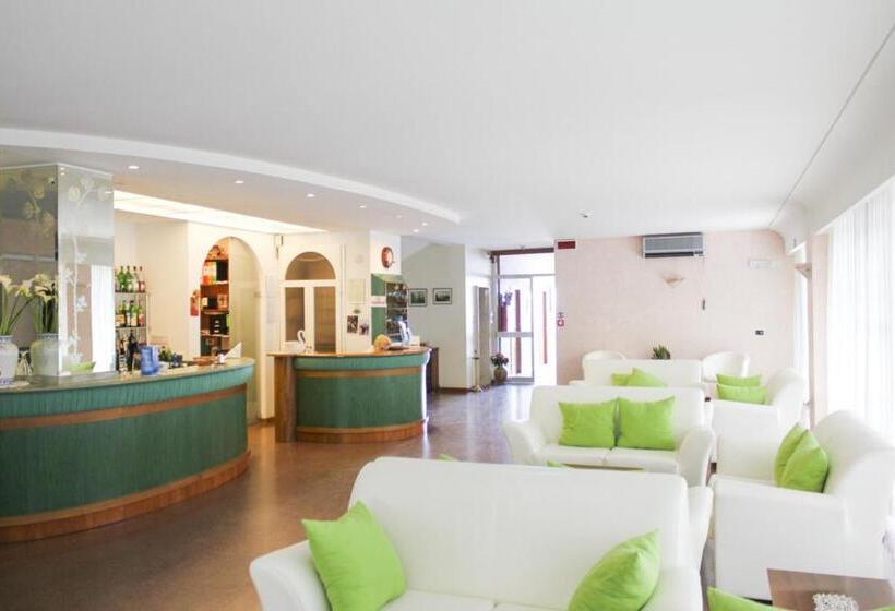 Отель Internazionale