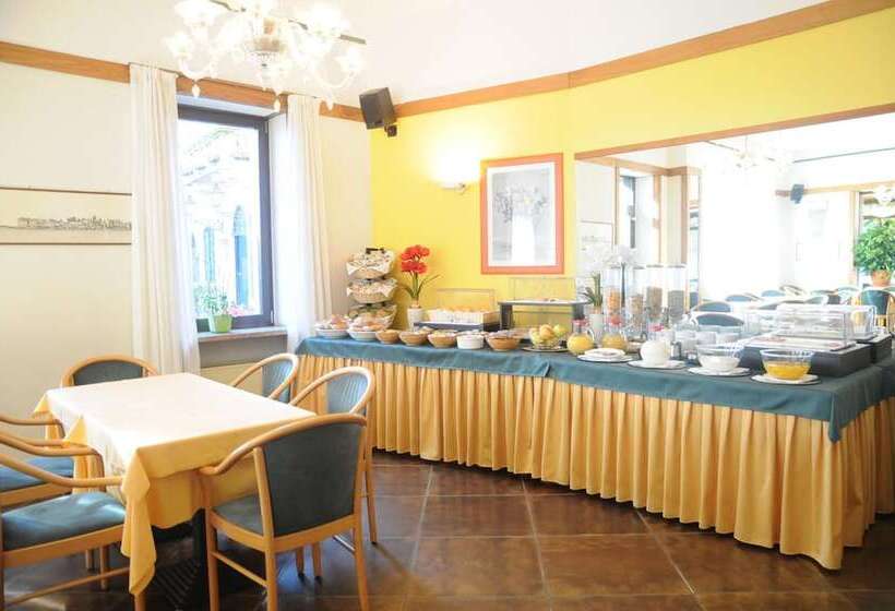 בית מלון כפרי Italie Et Suisse