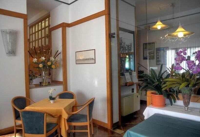 בית מלון כפרי Italie Et Suisse