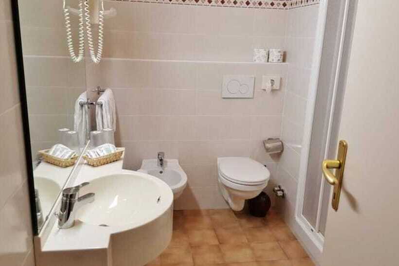 בית מלון כפרי Italie Et Suisse