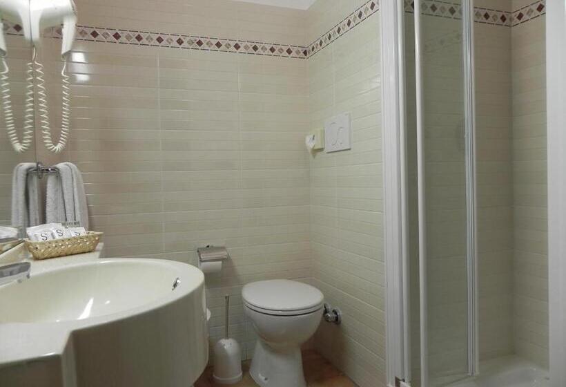 בית מלון כפרי Italie Et Suisse