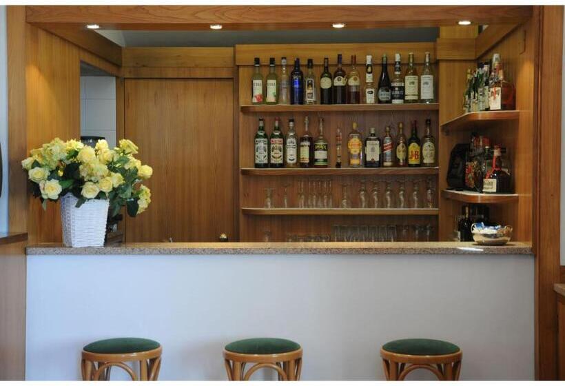 בית מלון כפרי Italie Et Suisse