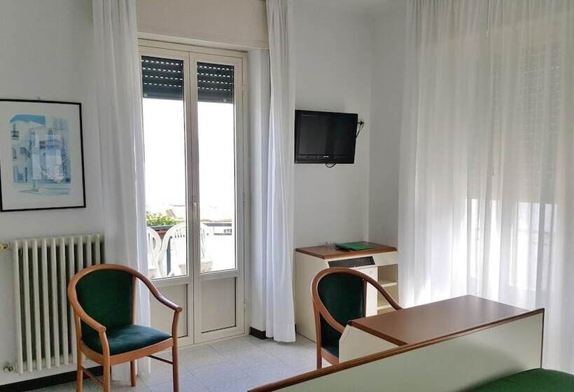 בית מלון כפרי Italie Et Suisse