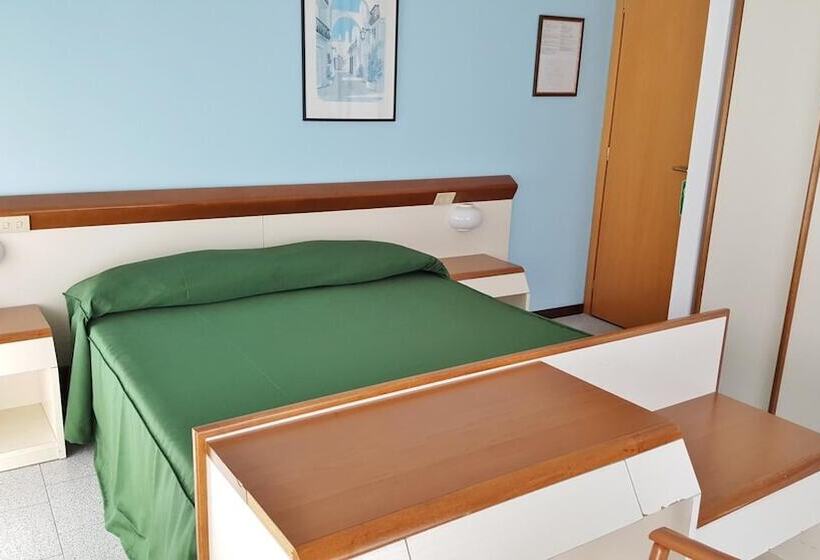 בית מלון כפרי Italie Et Suisse