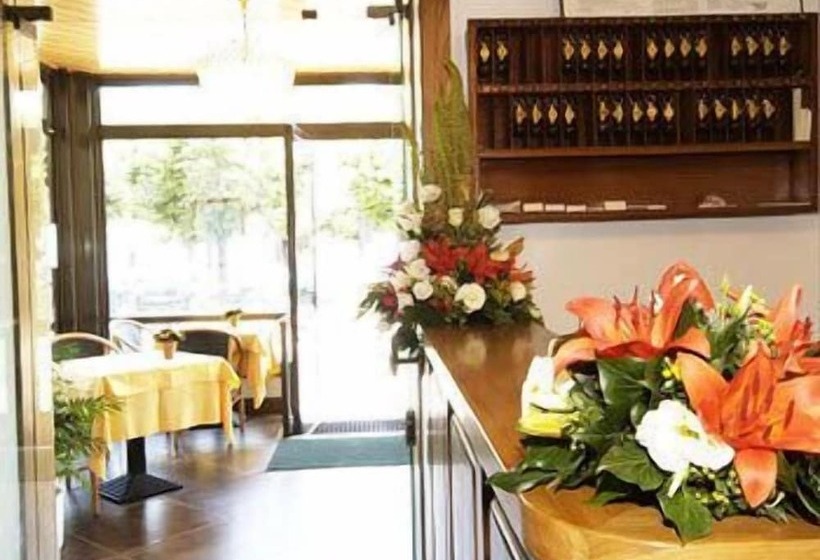 בית מלון כפרי Italie Et Suisse