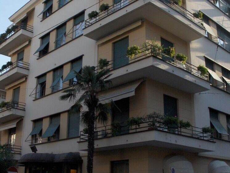 בית מלון כפרי Jolanda