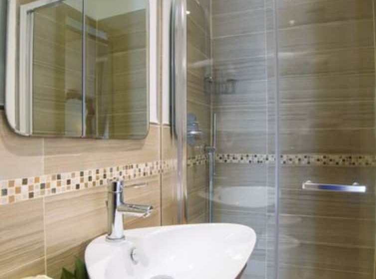 בית מלון כפרי Jolanda