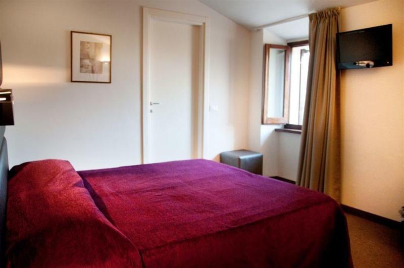 Отель La Bastiglia