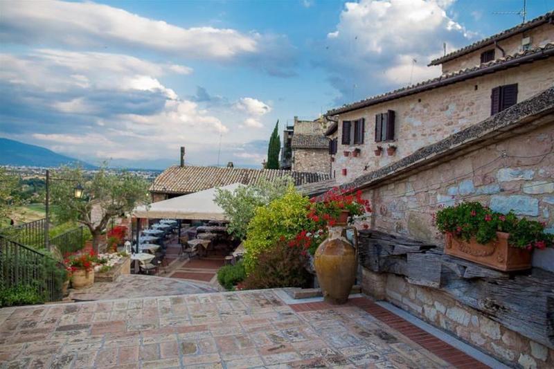 Отель La Bastiglia