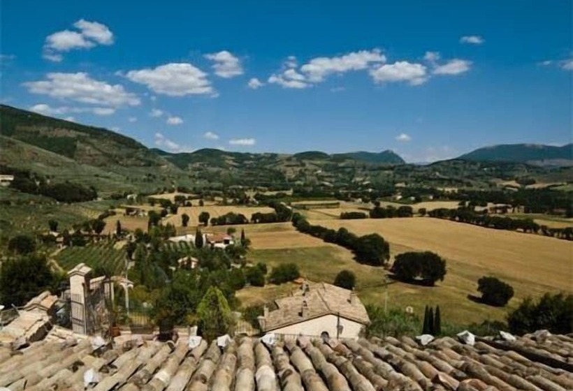 Отель La Bastiglia