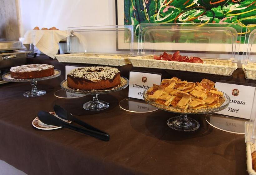 Отель La Bastiglia