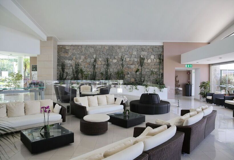 فندق Labranda Rocca Nettuno Tropea