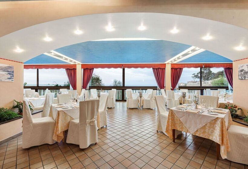 فندق Labranda Rocca Nettuno Tropea