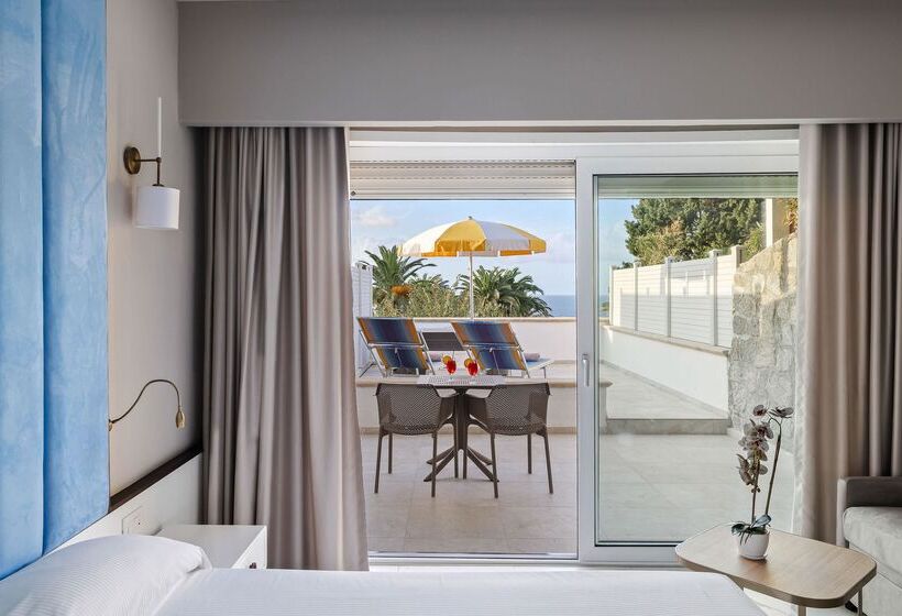 فندق Labranda Rocca Nettuno Tropea