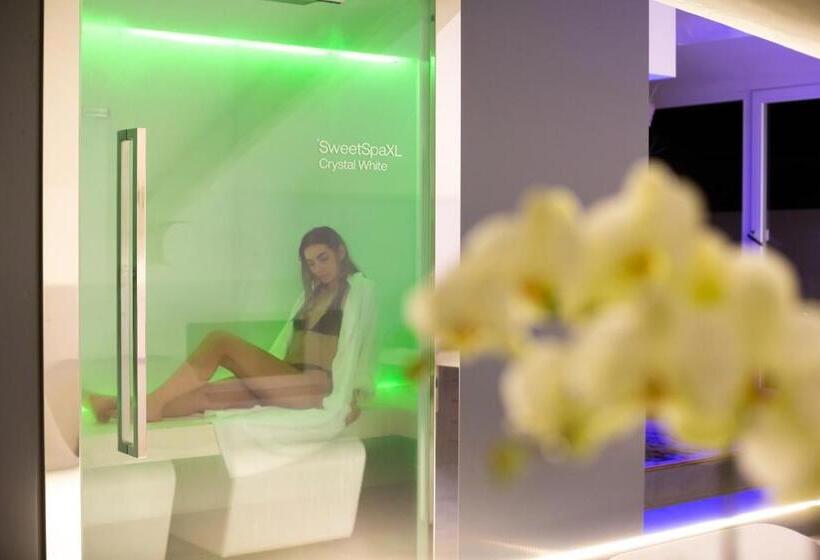 Отель Lago Di Garda