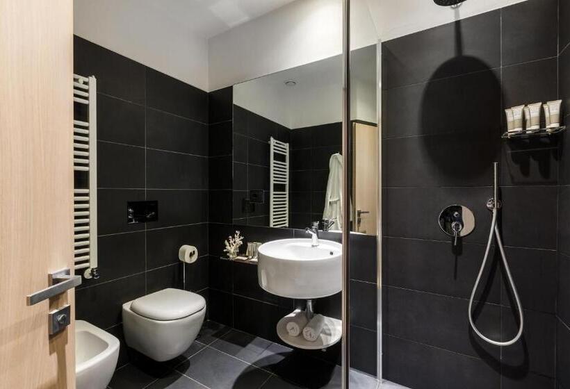 Отель Lago Di Garda