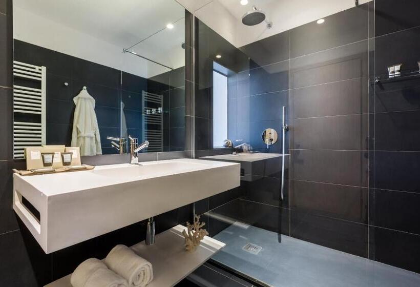 Отель Lago Di Garda