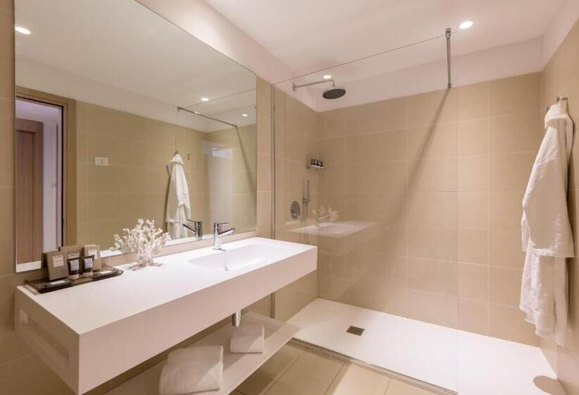 هتل Lago Di Garda