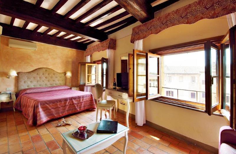 Отель Leon Bianco