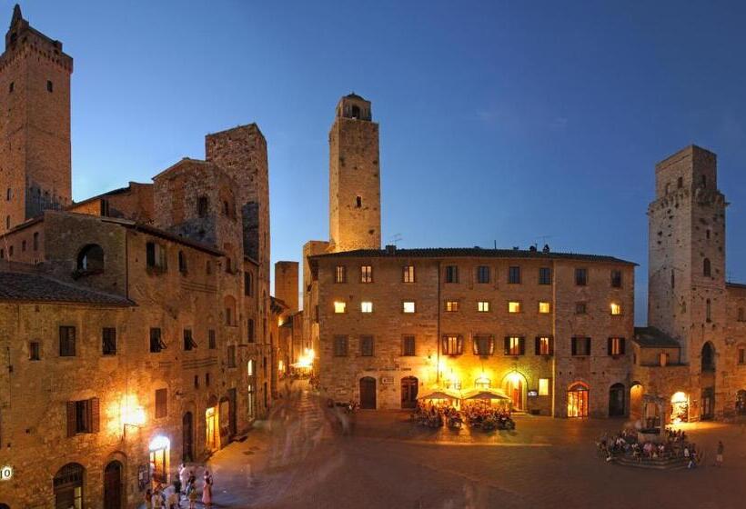 Отель Leon Bianco