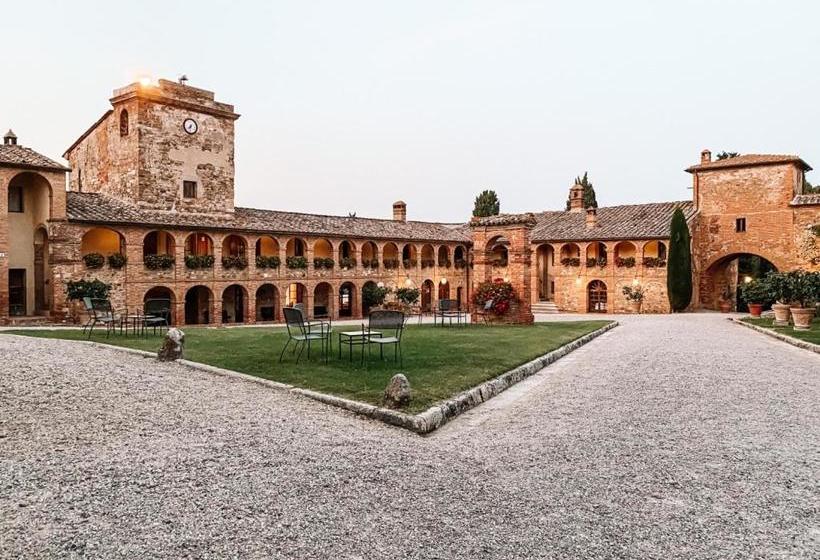 فندق Locanda Dell'Amorosa
