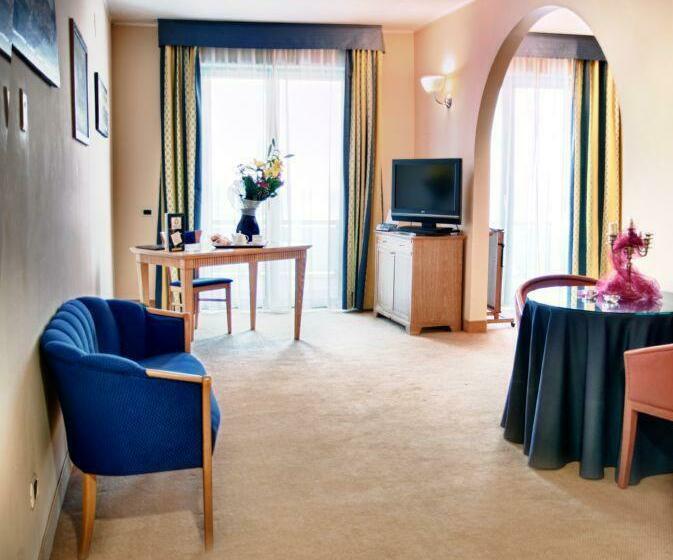 Отель Majestic Molise