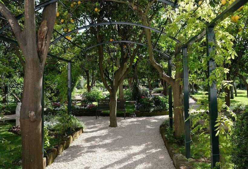 酒店 Majestic Palace