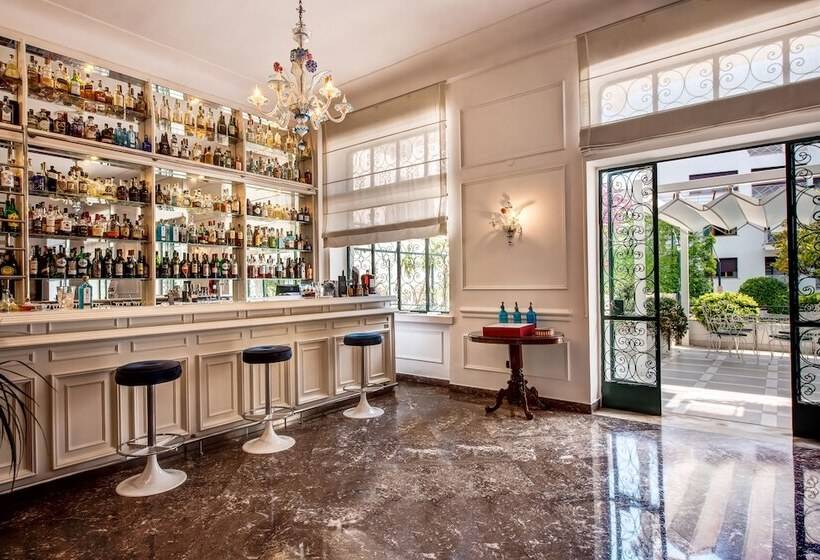 酒店 Majestic Palace