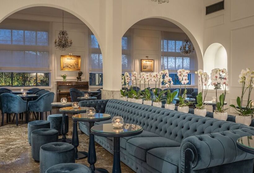 酒店 Majestic Palace