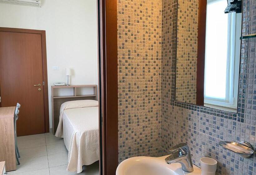 בית מלון כפרי Majestic