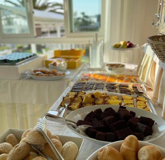 בית מלון כפרי Majestic