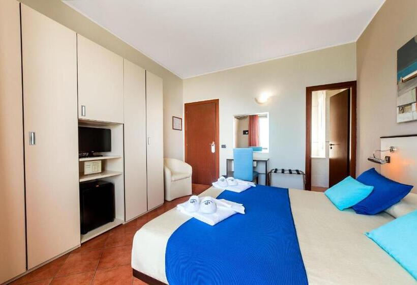 בית מלון כפרי Mediterraneo