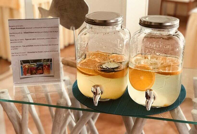 ホテル Mediterraneo