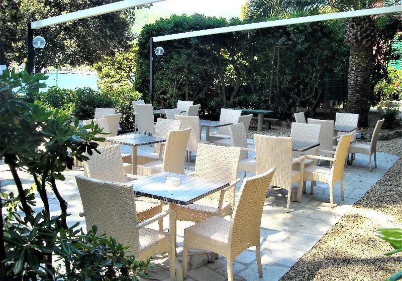 בית מלון כפרי Metropole