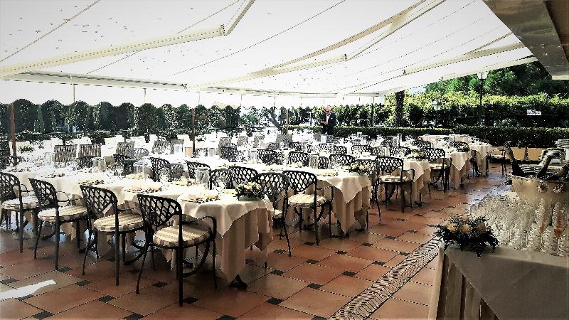 בית מלון כפרי Metropole