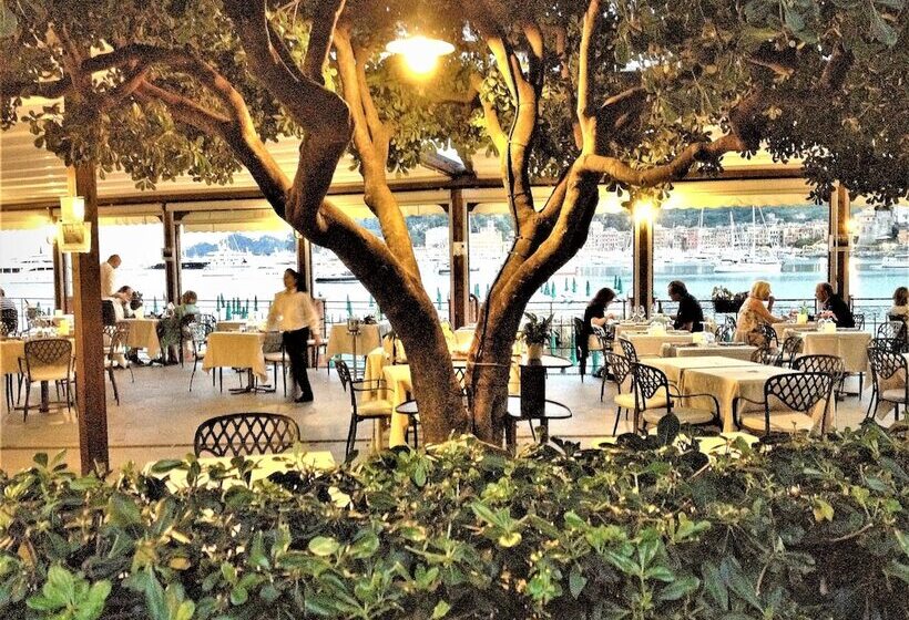 בית מלון כפרי Metropole