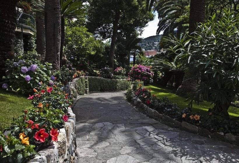 בית מלון כפרי Metropole