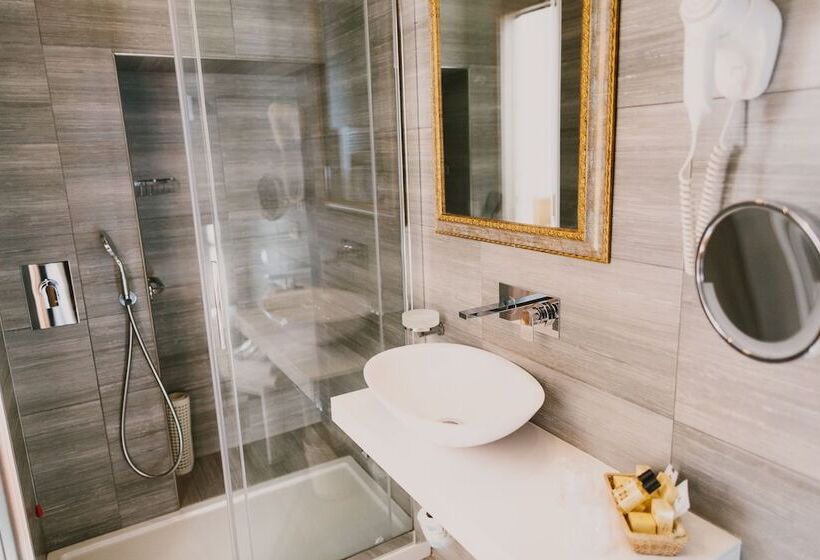 בית מלון כפרי Metropole