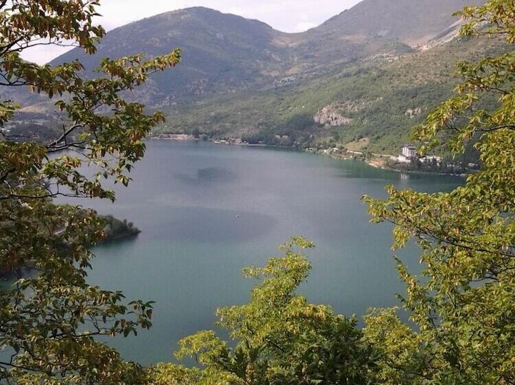 فندق Garnì Mille Pini