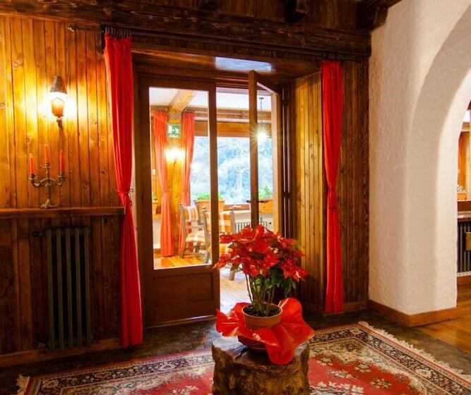 فندق Garnì Mille Pini