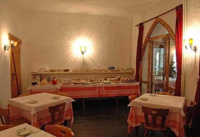 فندق Garnì Mille Pini